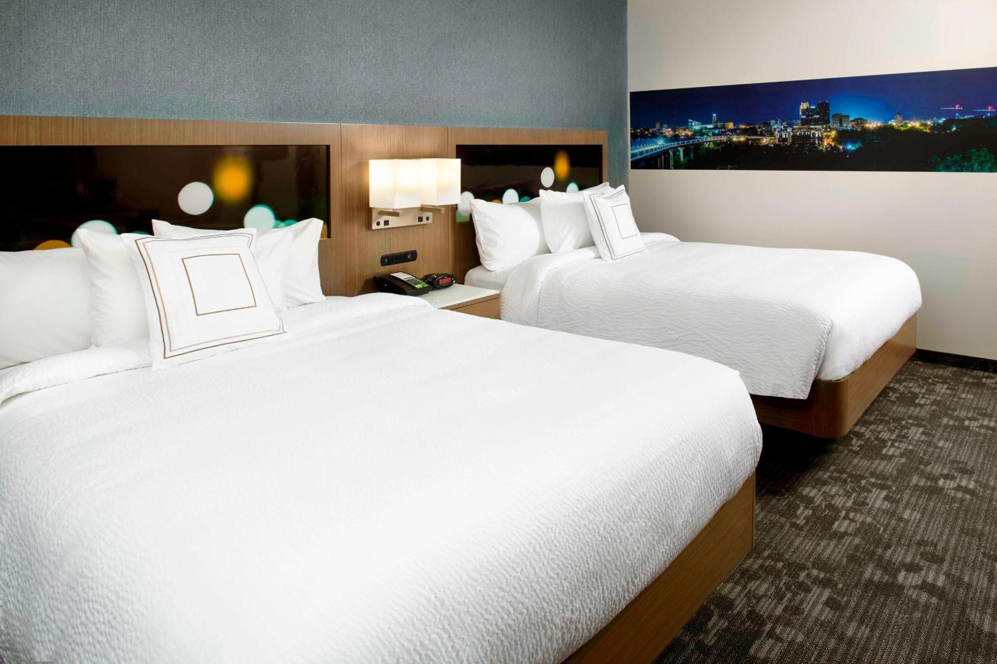 Courtyard By Marriott Akron Downtown Exterior photo